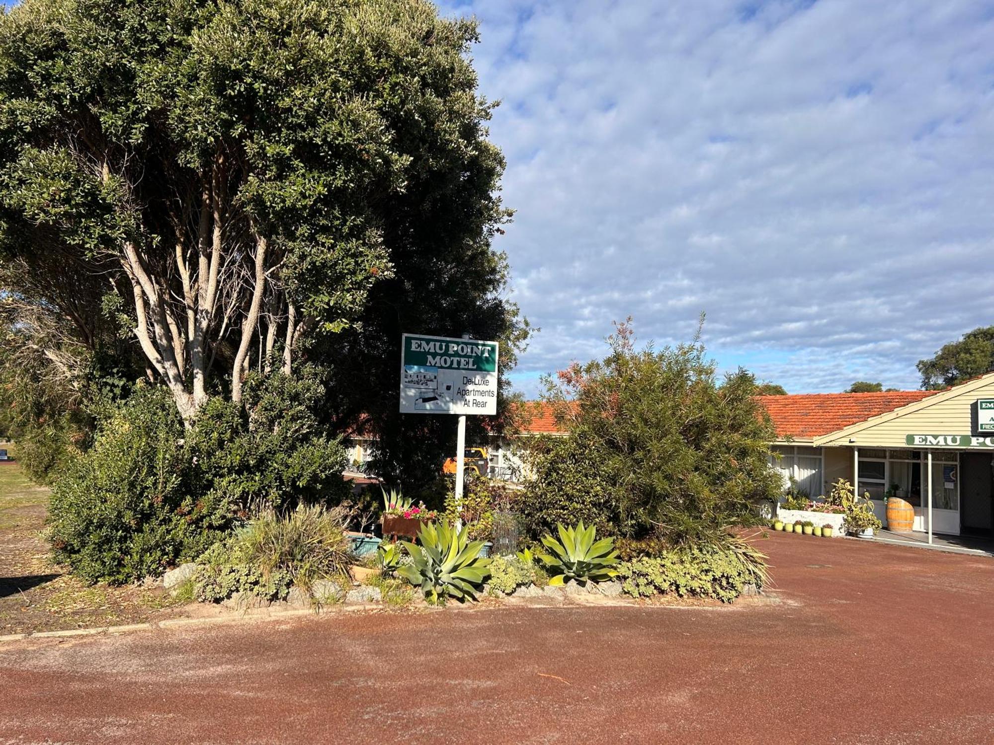 Emu Point Motel